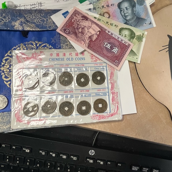 Chinese Old Coins Collection and Bag - Picture 1 of 6